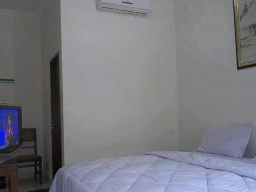 Keprabon Hotel *